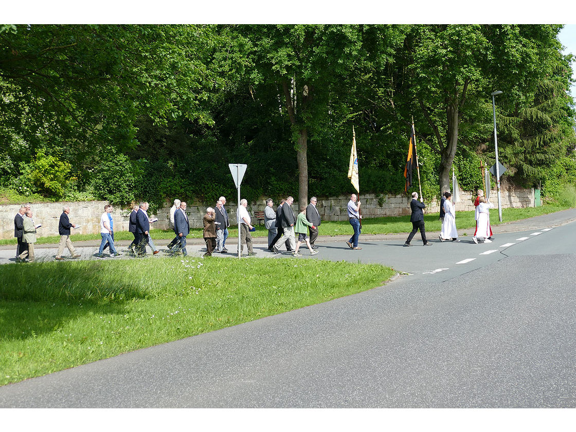 Bittprozession am Pfingstmontag (Foto: Karl-Franz Thiede)